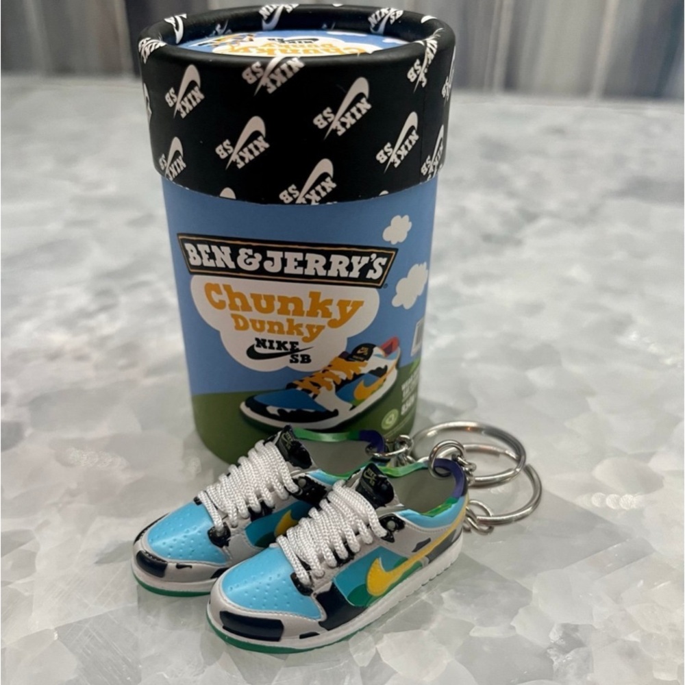 Nike Ben & Jerry's Chunky Dunky Keychain (1 shoe)